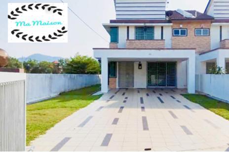 Sri Manjung Ma Maison Homestay Lumut Kültér fotó